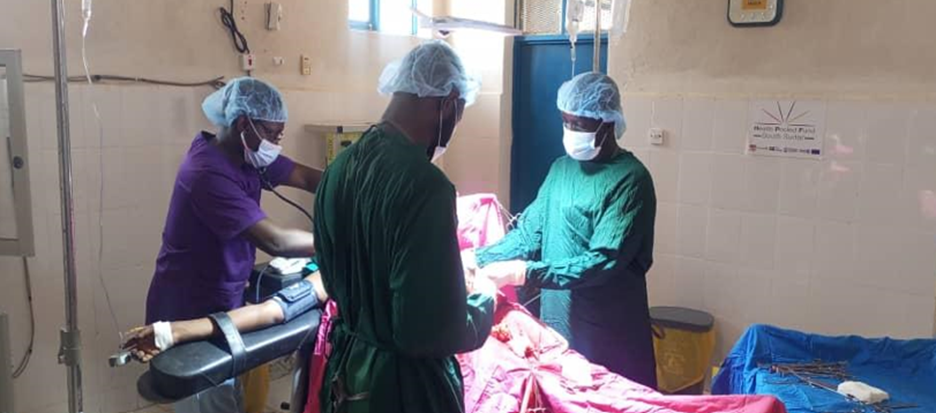 SurgicalTeamPerfoming